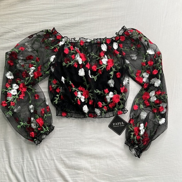 floral embroidered mesh top - Picture 5 of 8